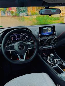 نيسان سنترا